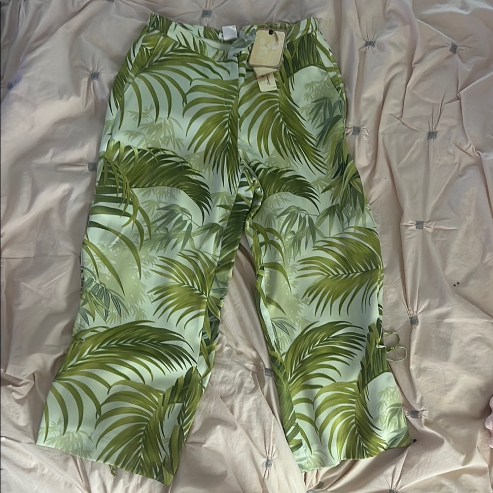 Tommy Bahama Green Leaf Print Pants With Tags!!